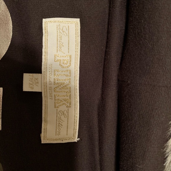 Victoria Secret Fur Coat - Picture 5 of 5